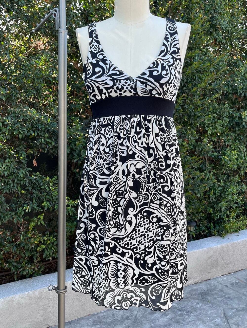 Wallis Petite Black White Floral Scroll Print Empire Waist Dress UK Size 10